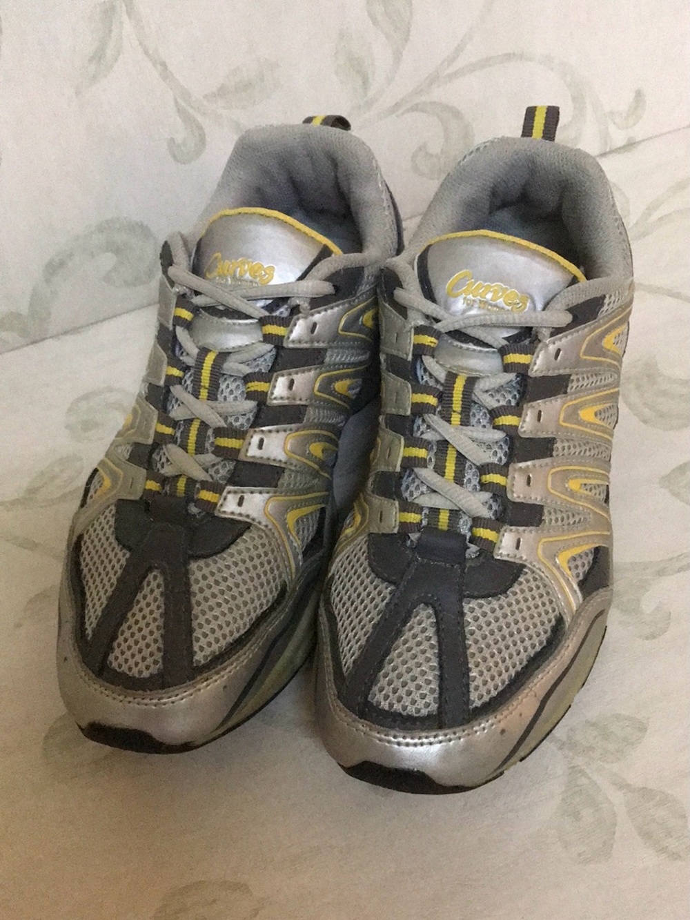 CURVES LEATHER & MESH SNEAKERS